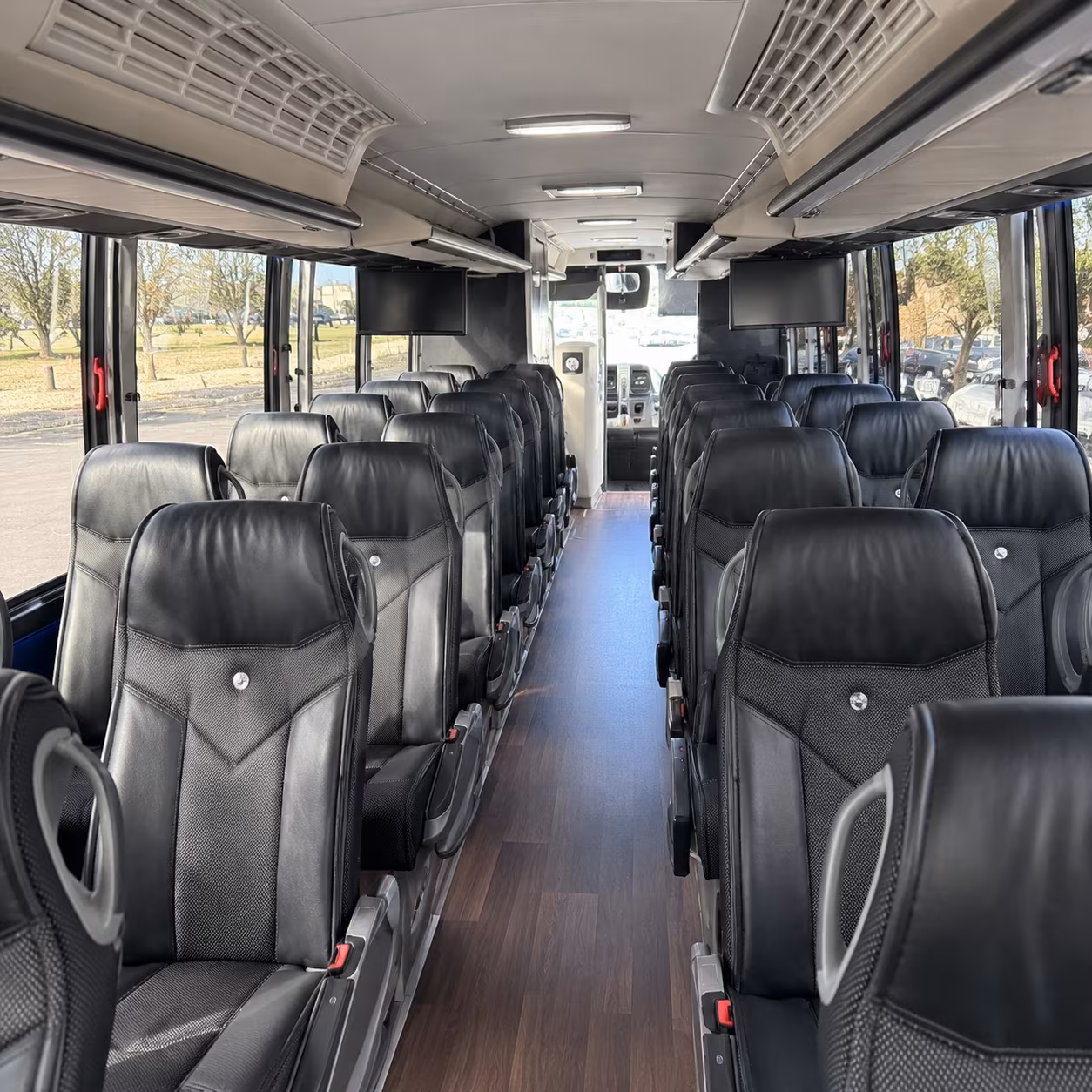 cambridge charter bus