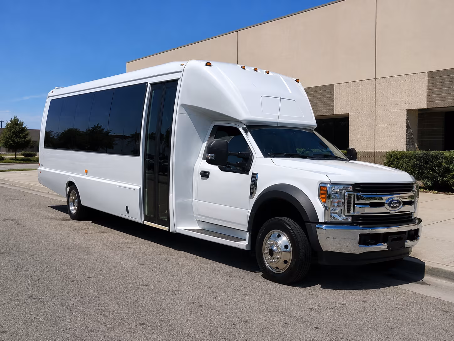 medford charter bus transportation to and from medford area airports