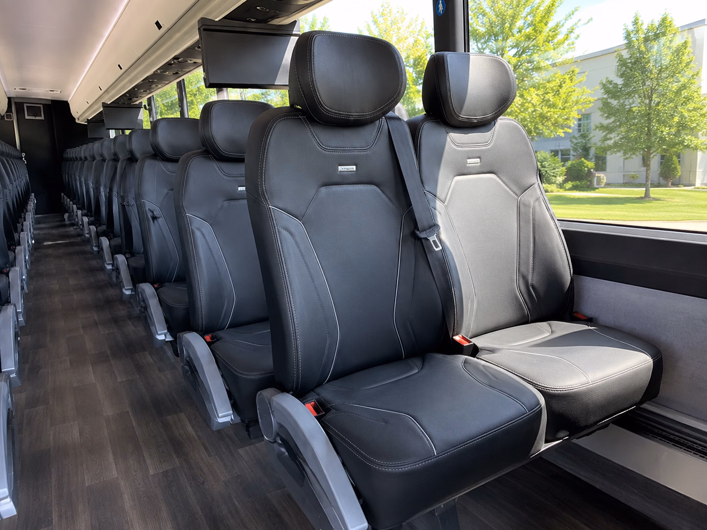 newton charter bus